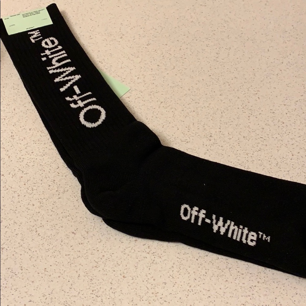 NWT Off-White Diagonal Socks